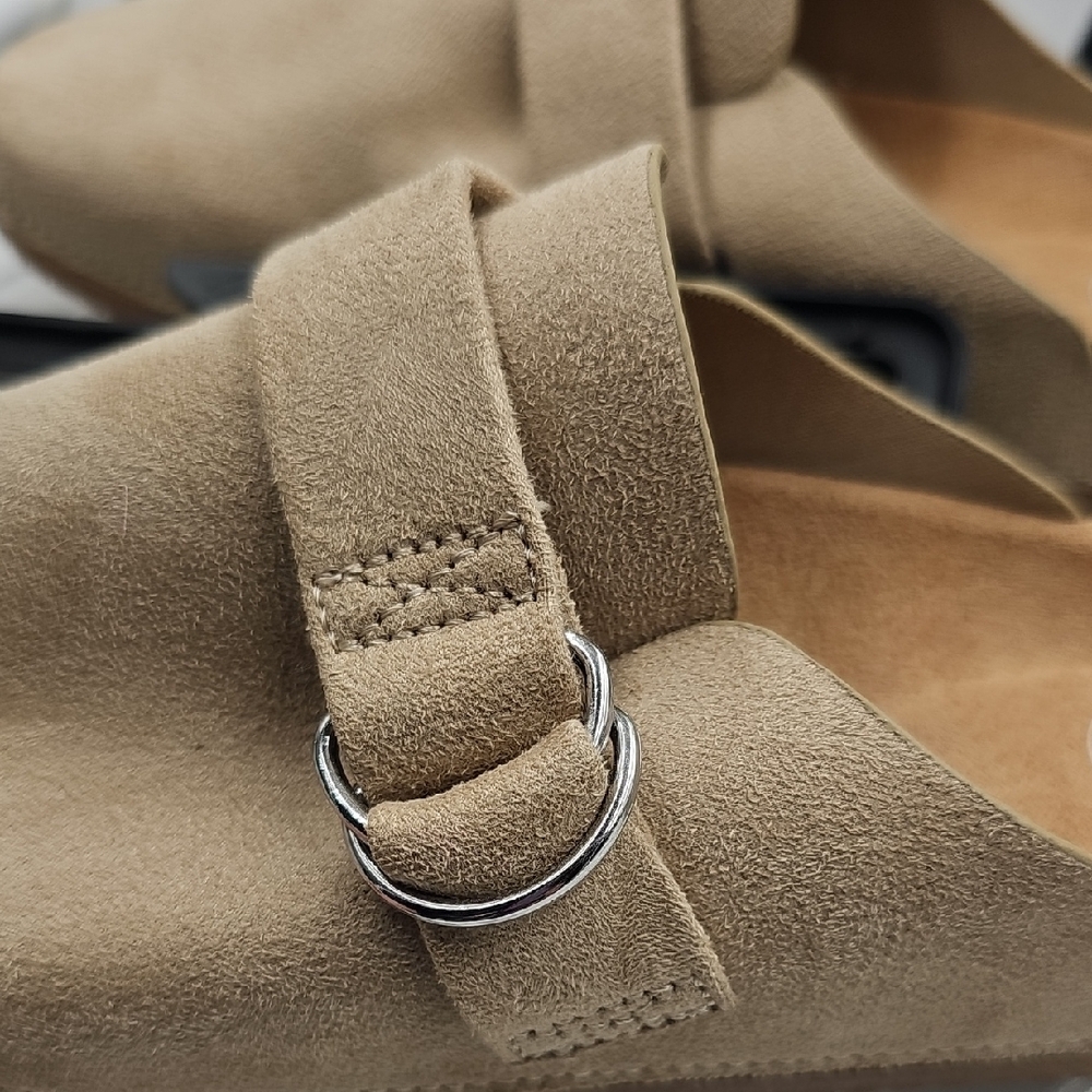 C Wonder Nation Tan Kids Slippers - Picture 9 of 12